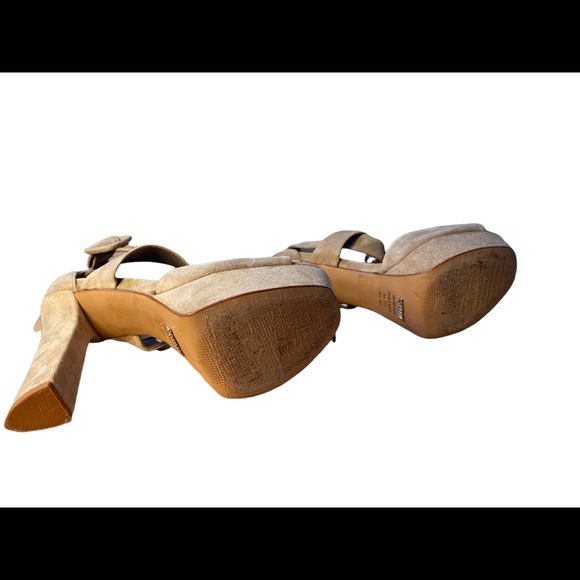 Schutz | beige suede platform heels - Picture 4 of 5